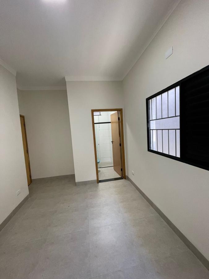 Casa à venda com 3 quartos, 90m² - Foto 13