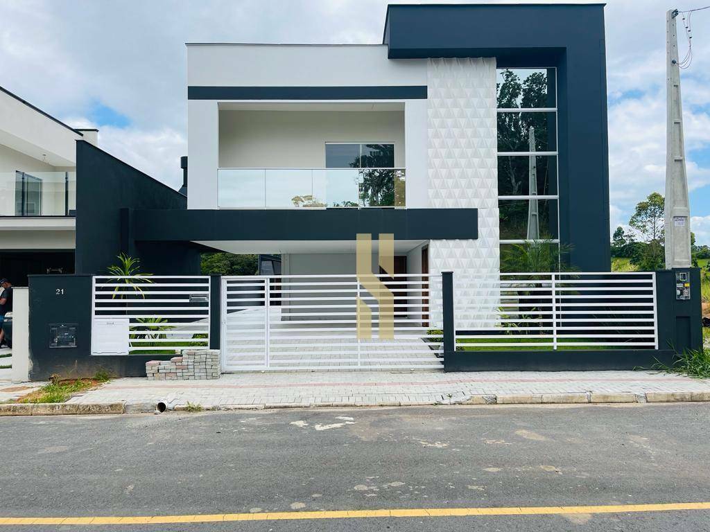 Casa, 4 quartos, 250 m² - Foto 1