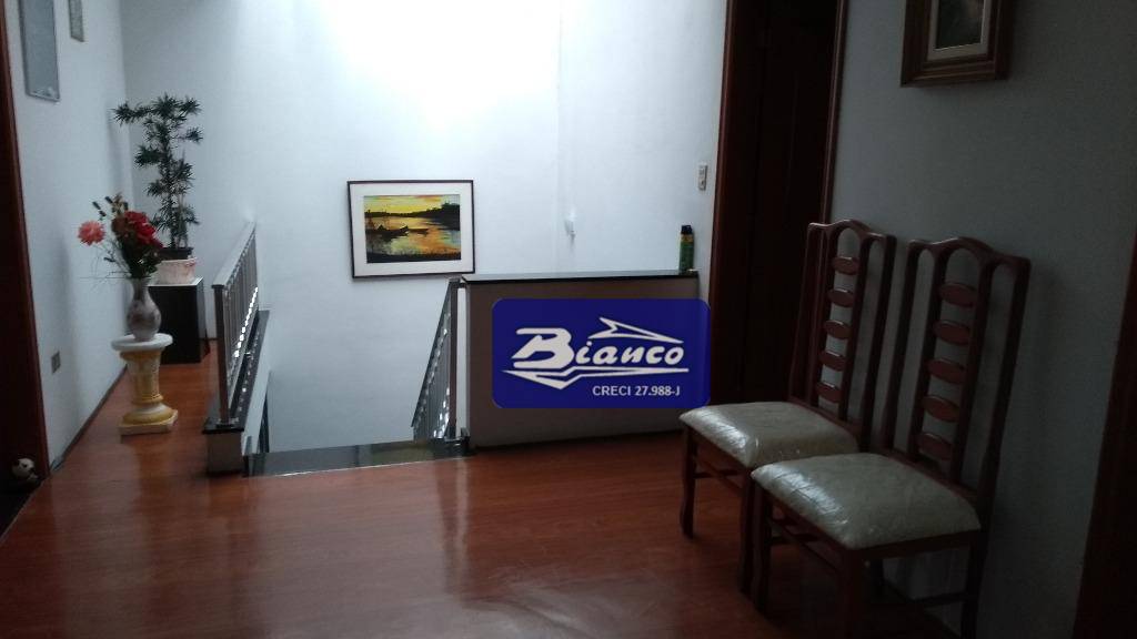 Sobrado à venda com 3 quartos, 300m² - Foto 13