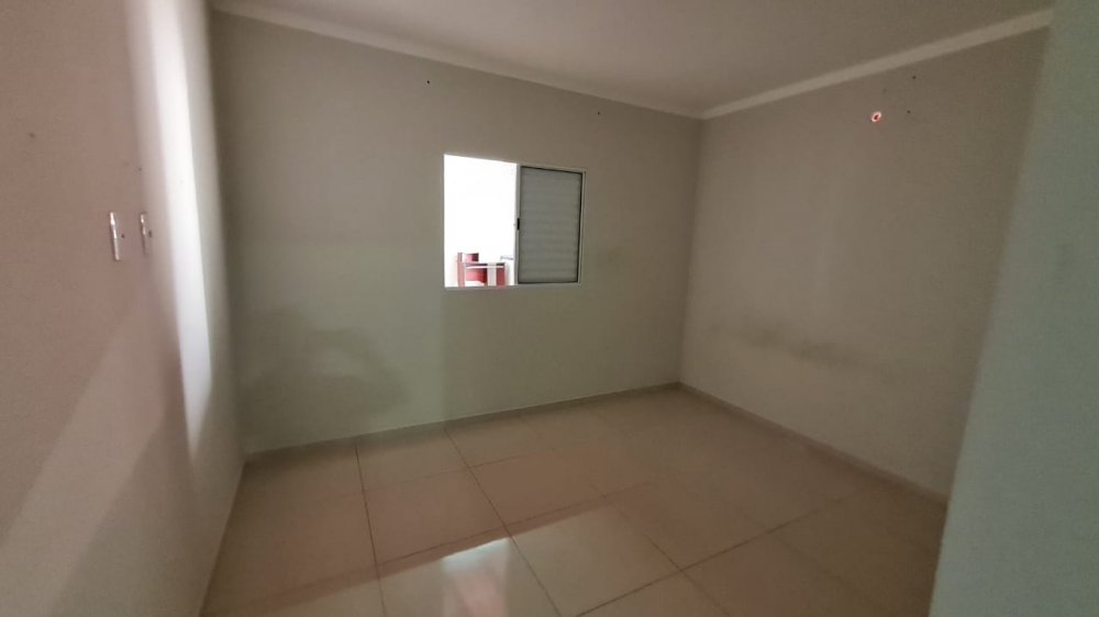 Casa à venda com 3 quartos, 130m² - Foto 2