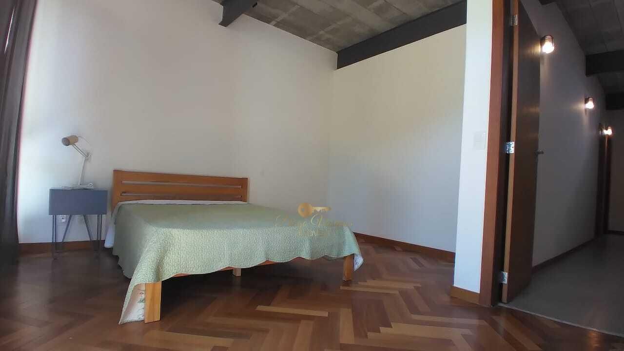 Casa de Condomínio à venda com 3 quartos, 300m² - Foto 8