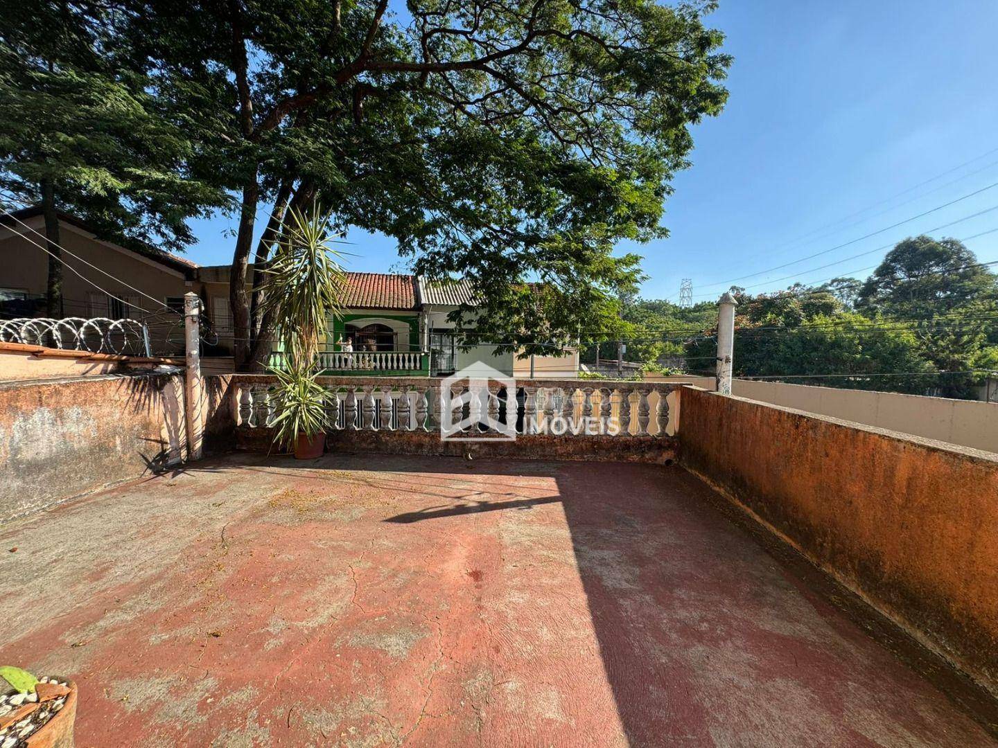 Casa à venda e aluguel com 2 quartos, 108m² - Foto 11