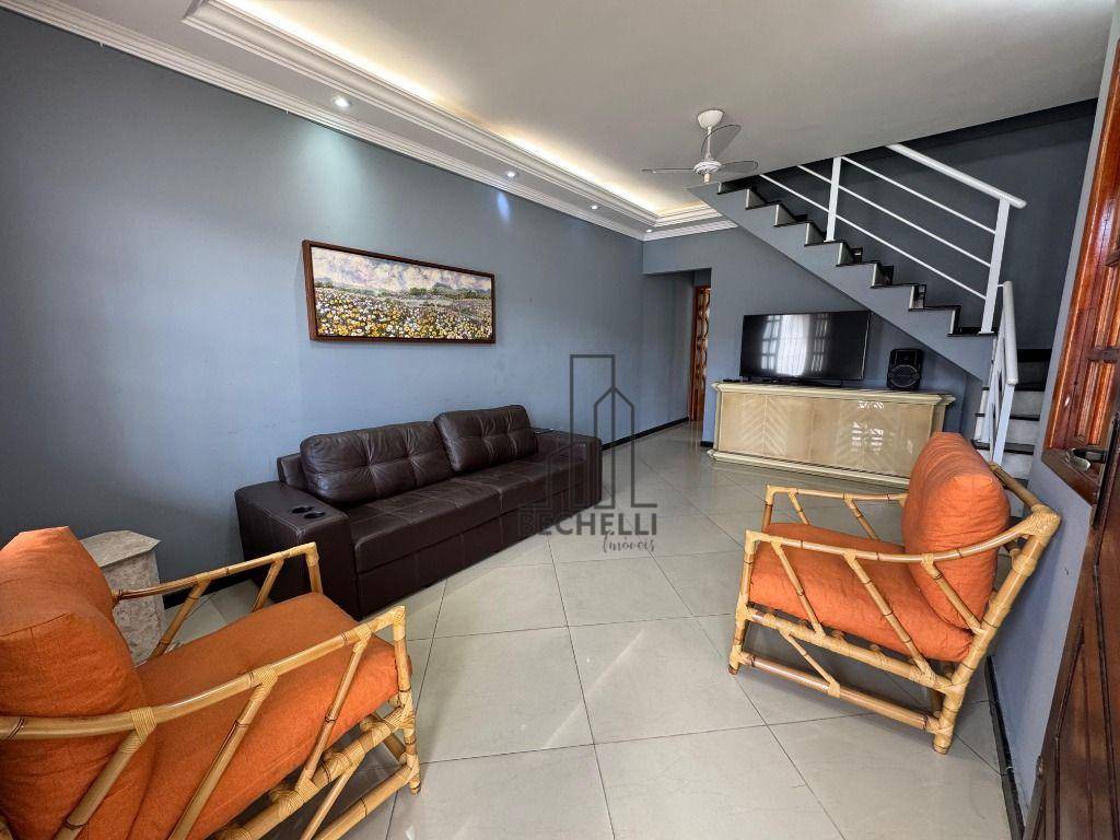 Casa para alugar com 3 quartos, 171m² - Foto 2