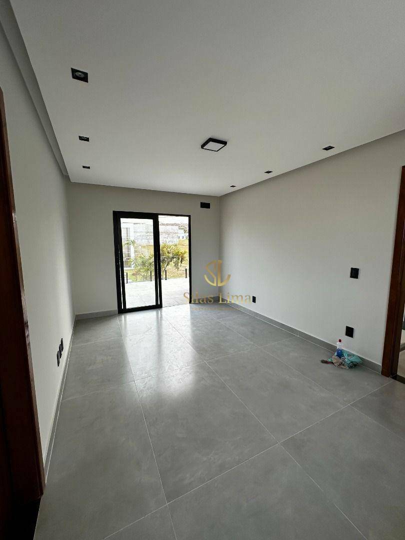 Casa à venda com 4 quartos, 238m² - Foto 25