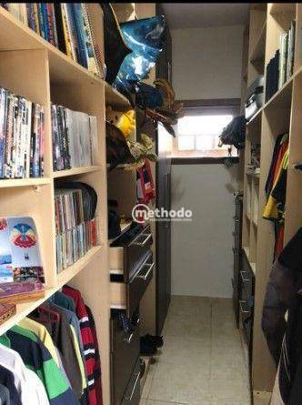 Casa de Condomínio à venda com 4 quartos, 281m² - Foto 9