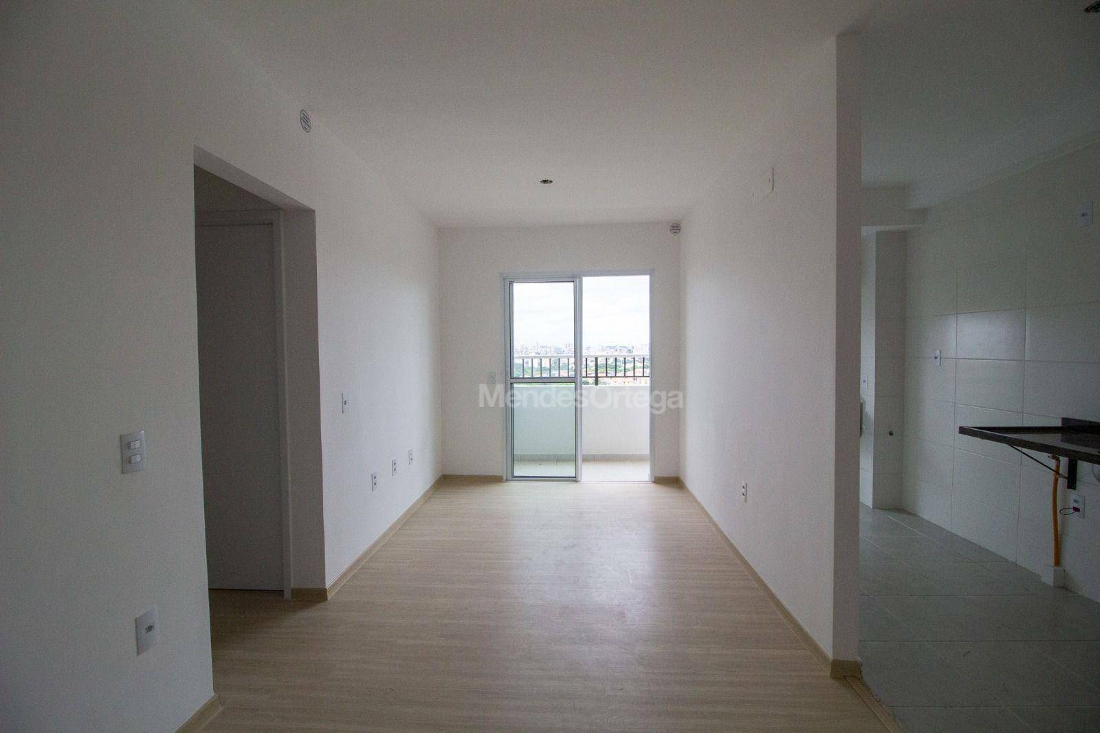 Apartamento à venda com 2 quartos, 63m² - Foto 5