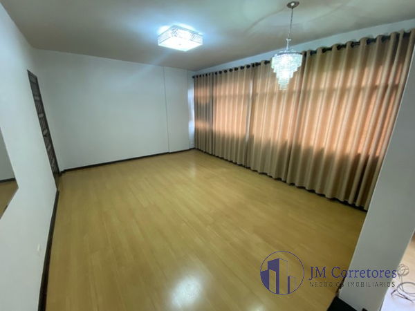 Apartamento à venda com 3 quartos, 109m² - Foto 2