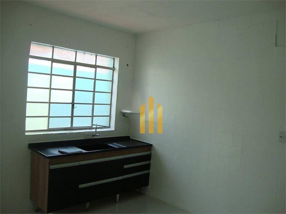 Casa à venda com 1 quarto, 60m² - Foto 6