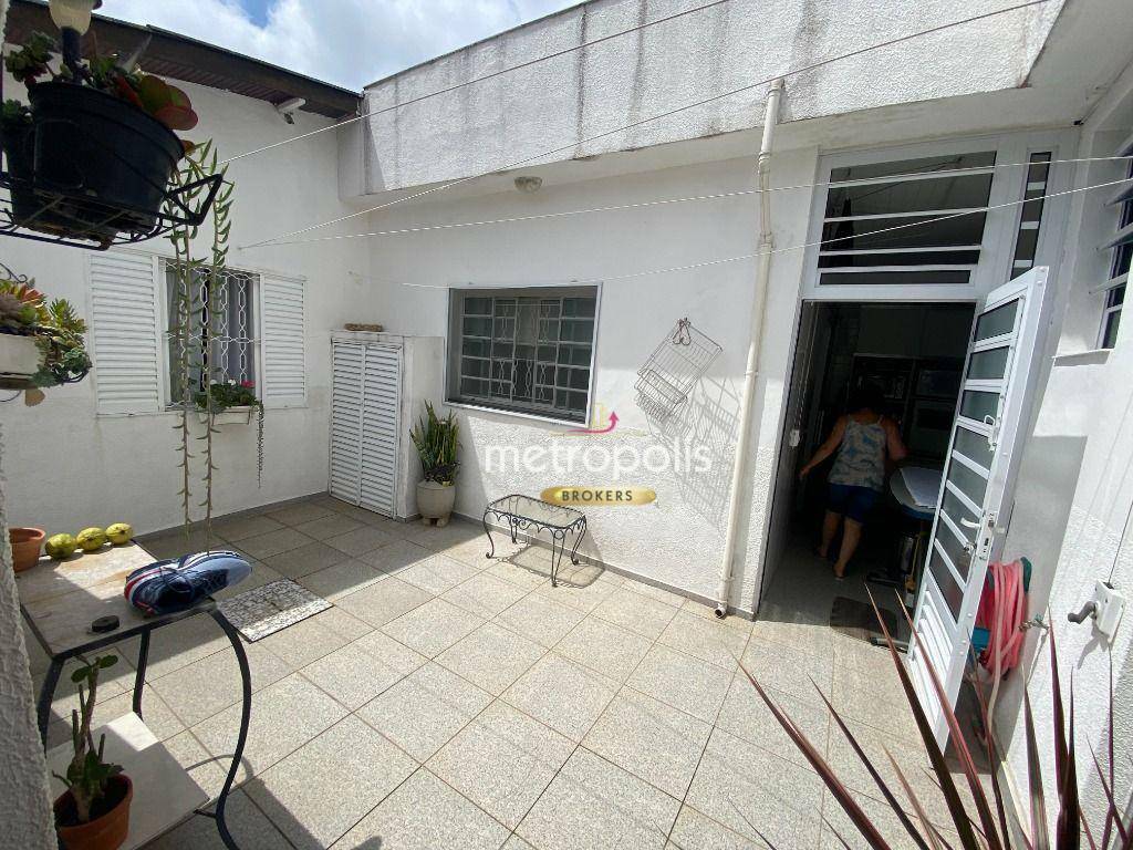 Casa à venda com 3 quartos, 200m² - Foto 27