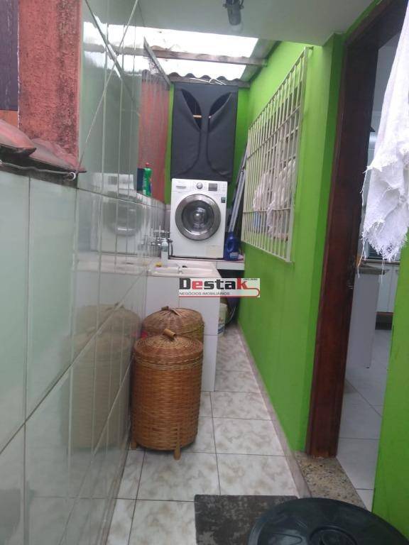 Sobrado à venda com 2 quartos, 100m² - Foto 8