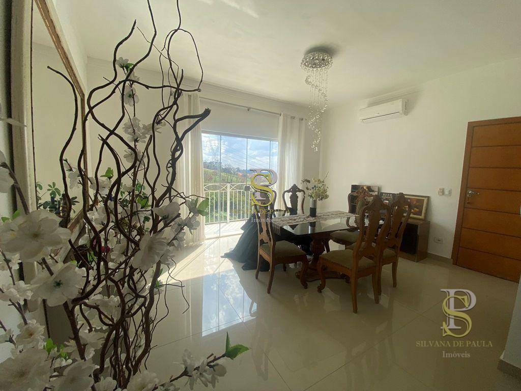 Chácara à venda com 3 quartos, 220m² - Foto 11