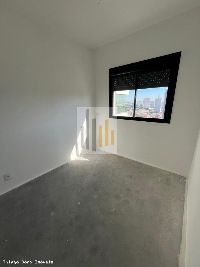 Apartamento à venda com 2 quartos, 38m² - Foto 8