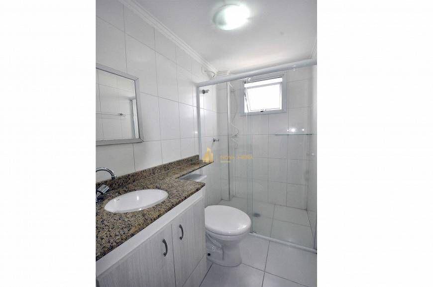 Apartamento à venda com 3 quartos, 75m² - Foto 17