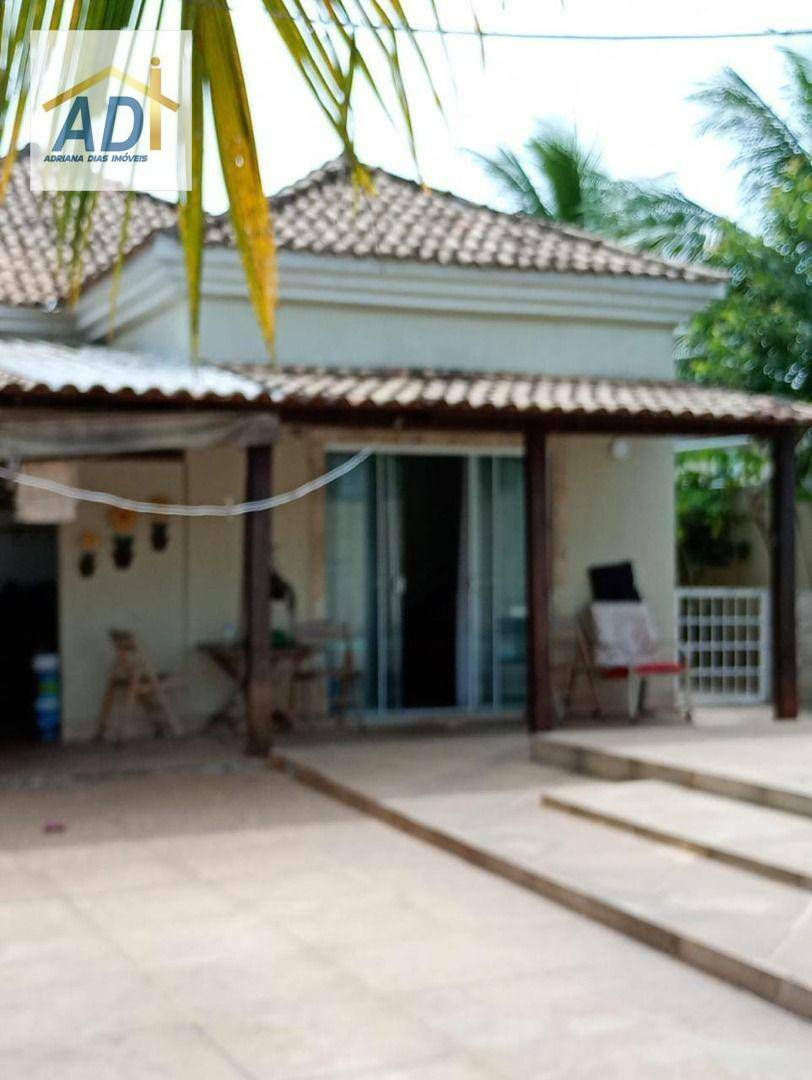 Casa de Condomínio à venda com 4 quartos, 180m² - Foto 1