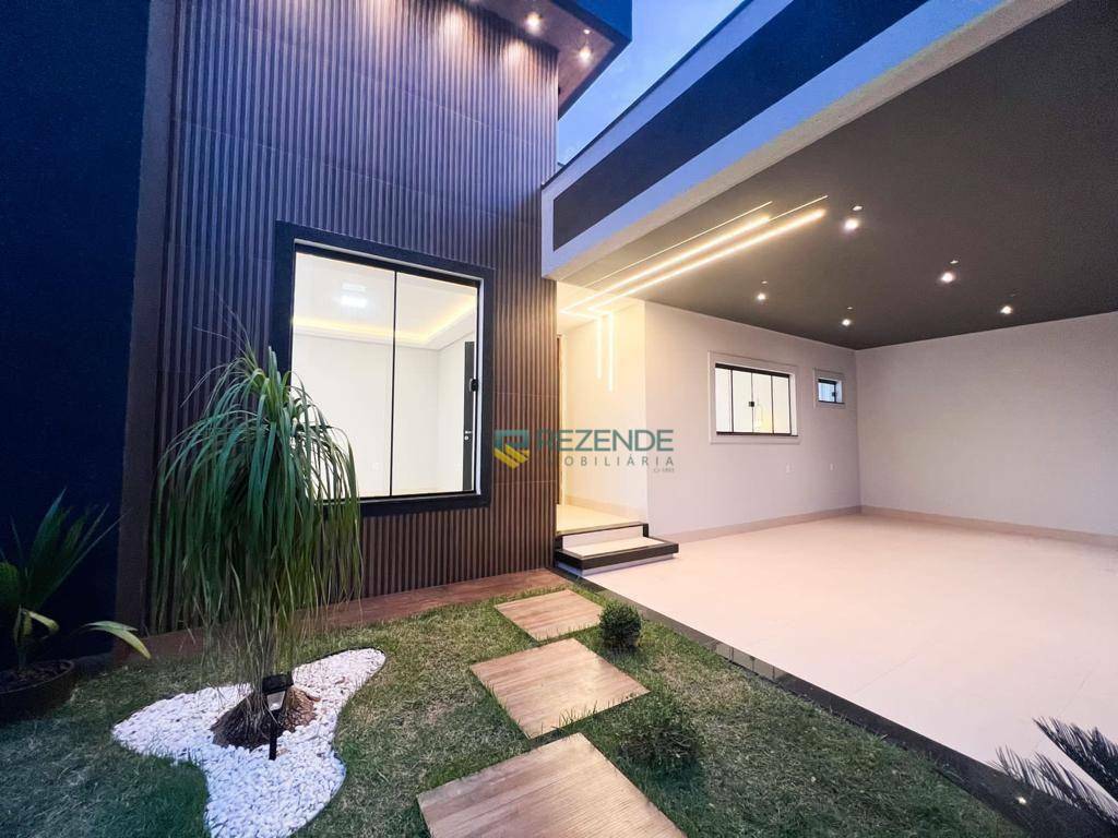 Casa à venda com 5 quartos, 260m² - Foto 27