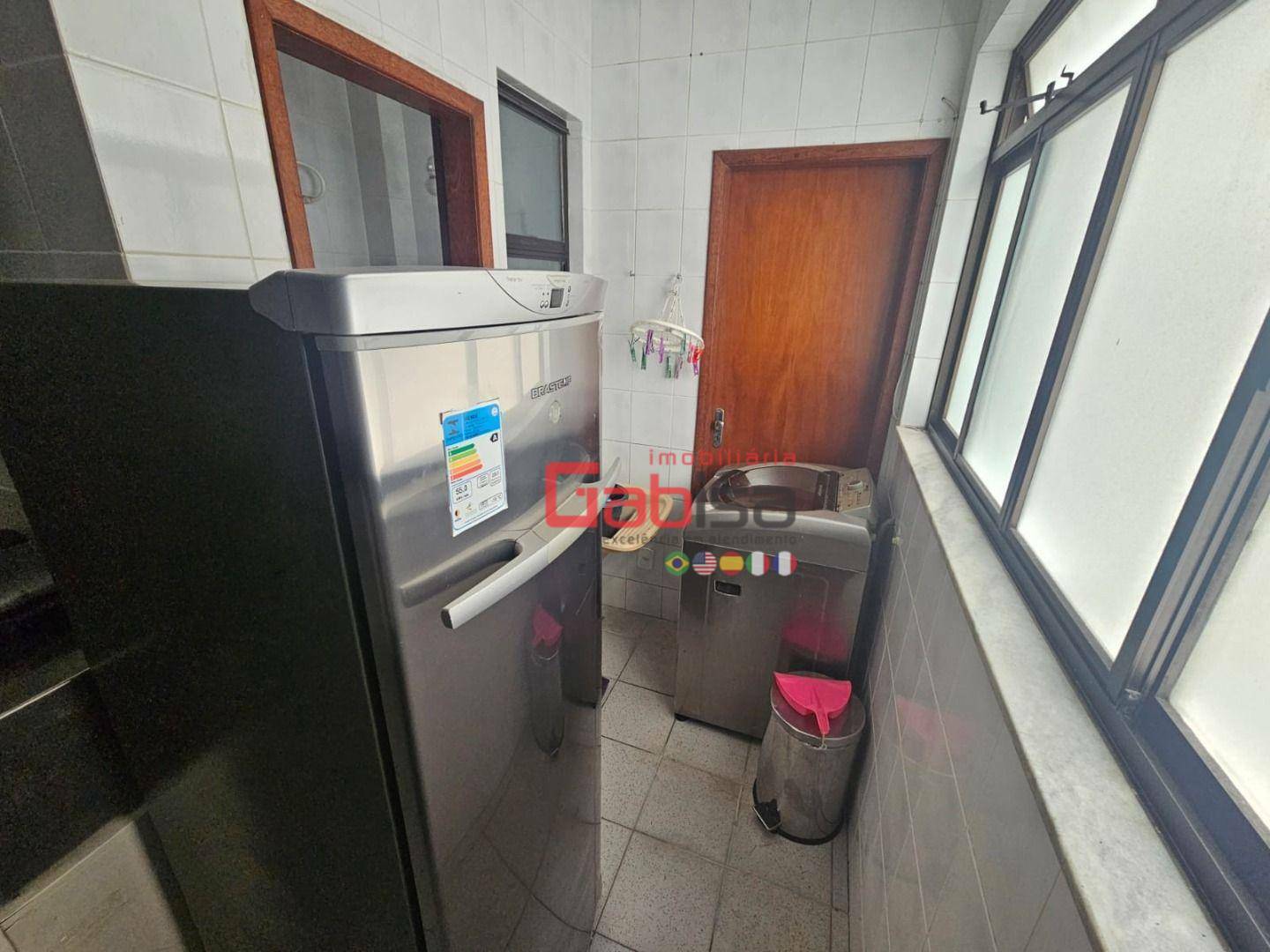 Apartamento para alugar com 2 quartos, 85m² - Foto 6