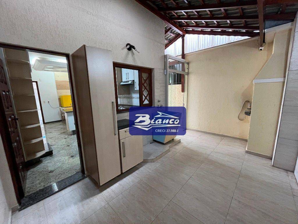 Sobrado à venda com 3 quartos, 107m² - Foto 24