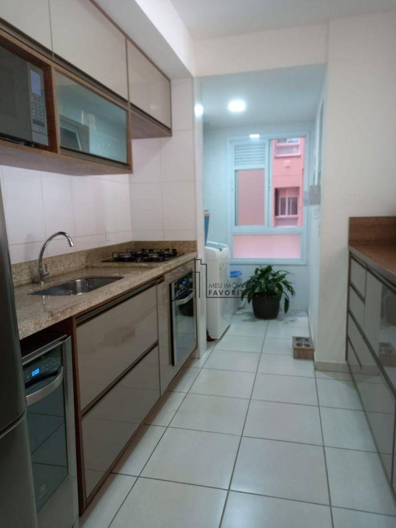 Apartamento à venda com 3 quartos, 90m² - Foto 4