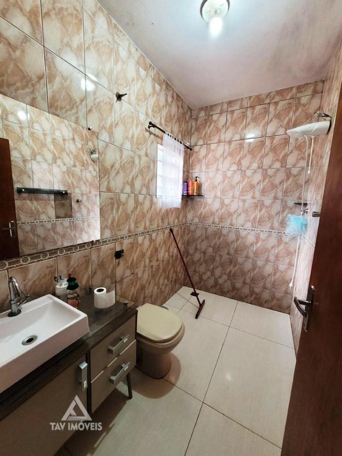 Casa à venda com 5 quartos, 250m² - Foto 26