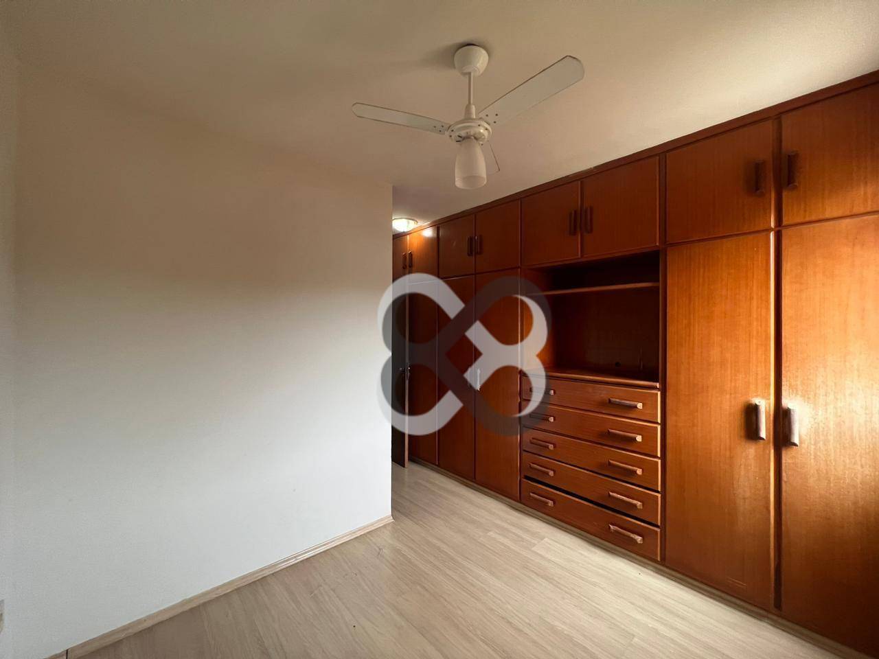 Apartamento à venda com 3 quartos, 87m² - Foto 8