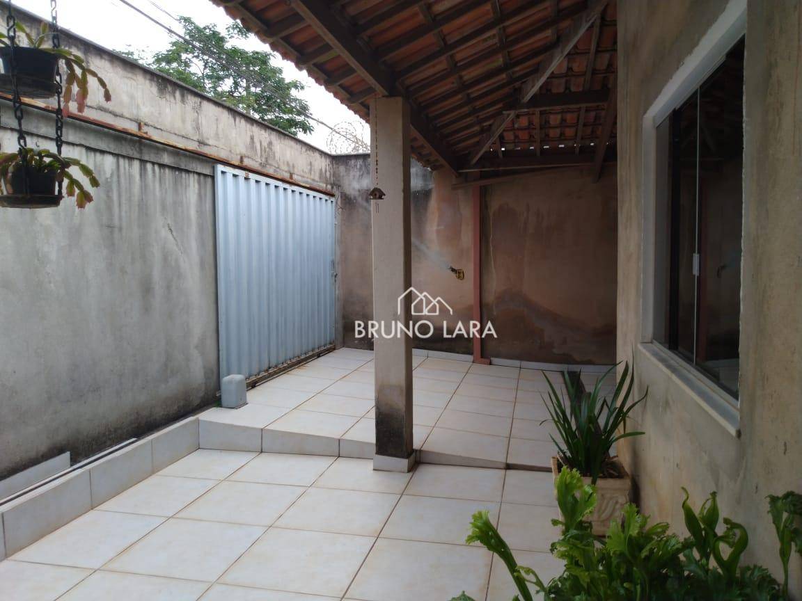 Casa à venda com 3 quartos, 220m² - Foto 36