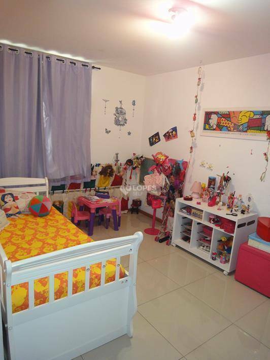 Apartamento à venda com 3 quartos, 118m² - Foto 13