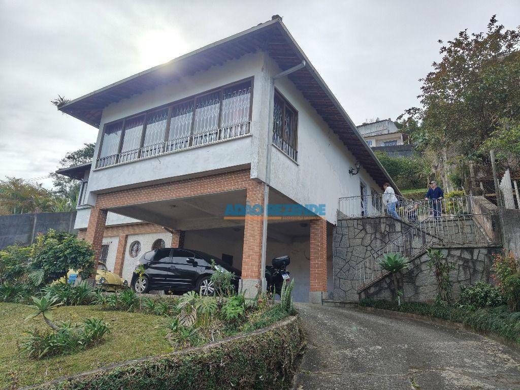 Casa à venda com 3 quartos, 149m² - Foto 3
