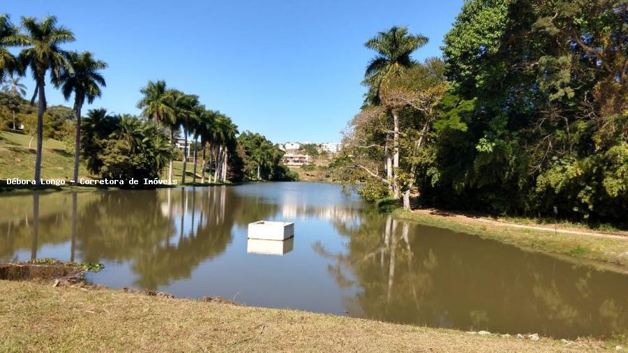 Casa de Condomínio à venda com 4 quartos, 305m² - Foto 18