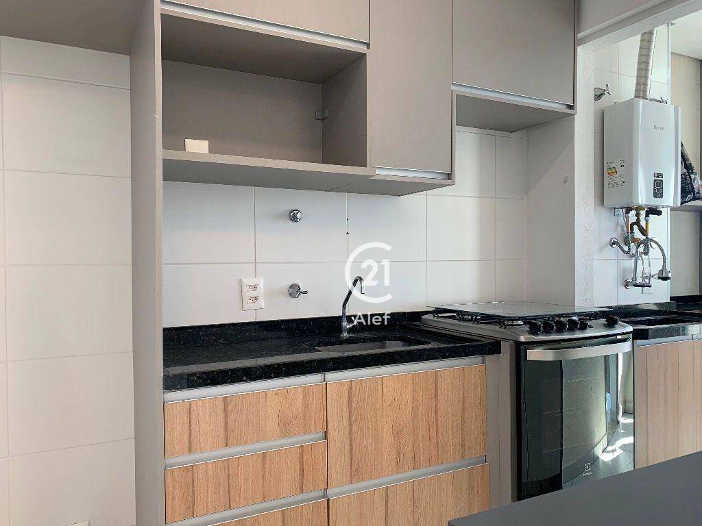 Apartamento à venda com 2 quartos, 70m² - Foto 25