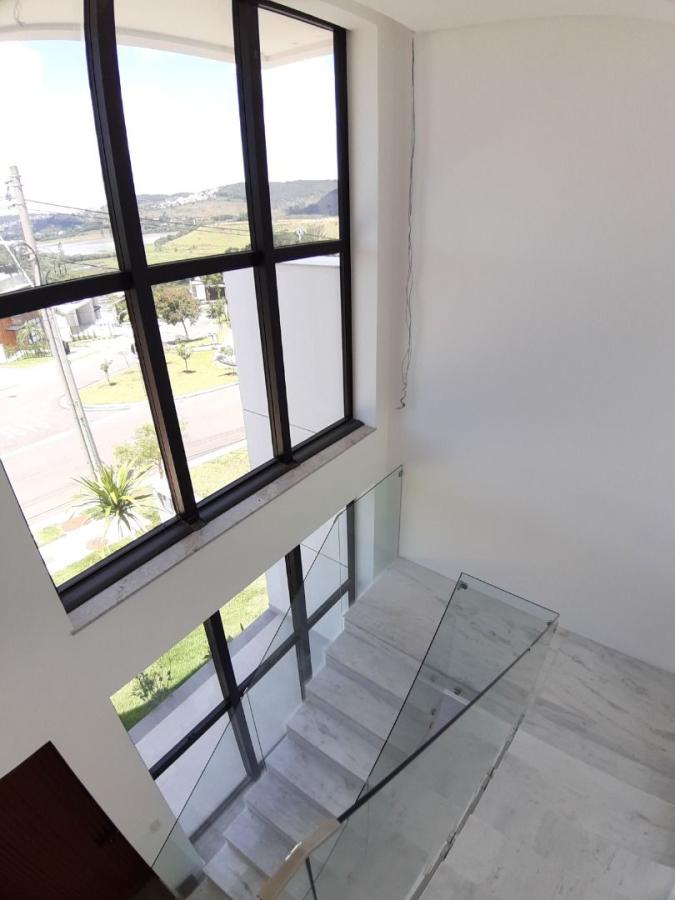 Casa à venda com 4 quartos, 330m² - Foto 30