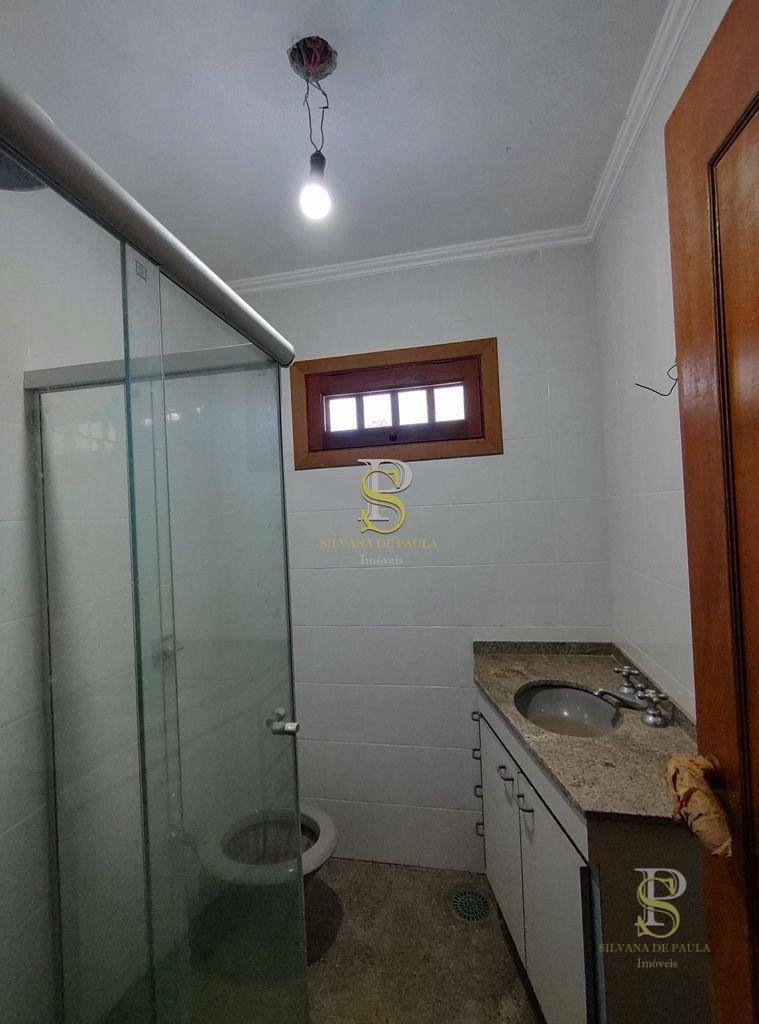 Chácara à venda com 6 quartos, 1600m² - Foto 18