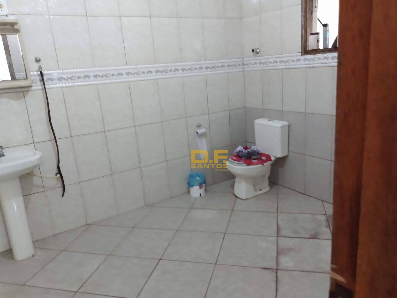 Casa à venda com 2 quartos, 300M2 - Foto 4