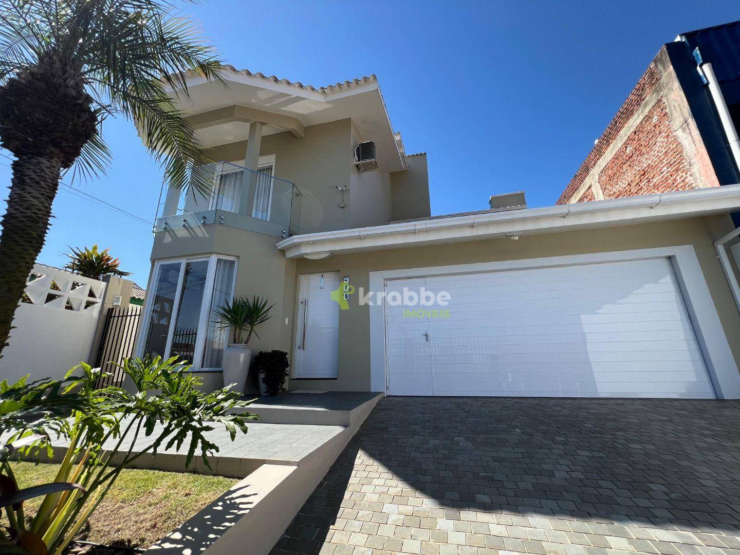 Casa, 3 quartos, 318 m² - Foto 1