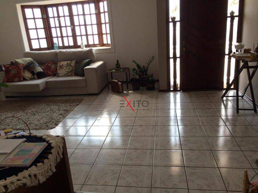 Sobrado à venda com 3 quartos, 182m² - Foto 34