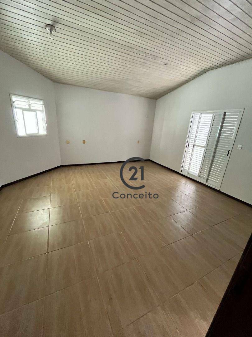Casa à venda e aluguel com 7 quartos, 480m² - Foto 13