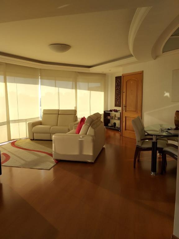 Apartamento à venda com 3 quartos, 122m² - Foto 9