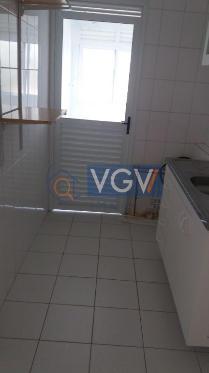 Apartamento à venda com 2 quartos, 55m² - Foto 4