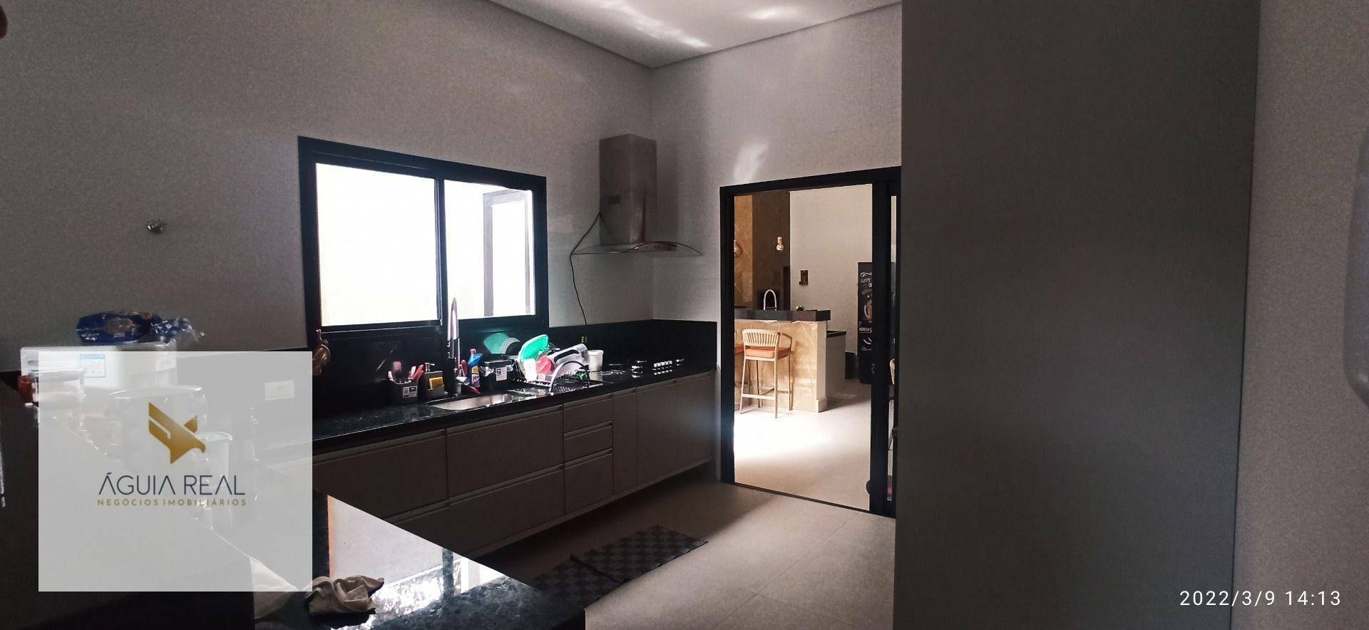 Casa à venda com 3 quartos, 160m² - Foto 7