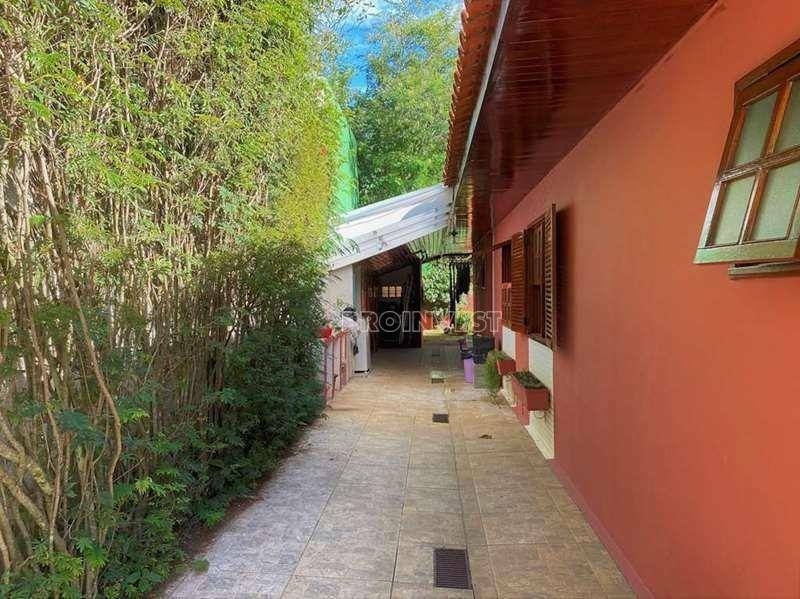 Casa de Condomínio à venda com 3 quartos, 285m² - Foto 28