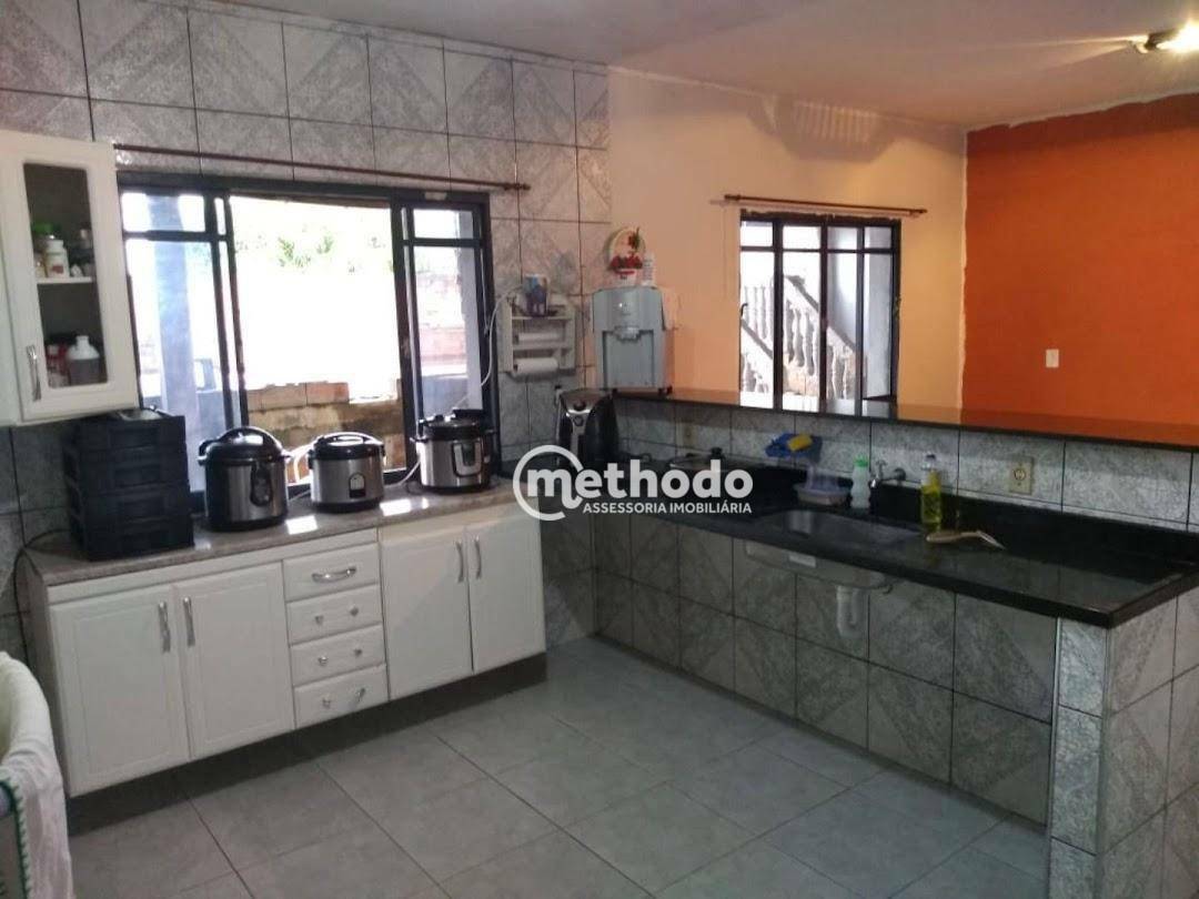 Casa à venda com 3 quartos, 170m² - Foto 1