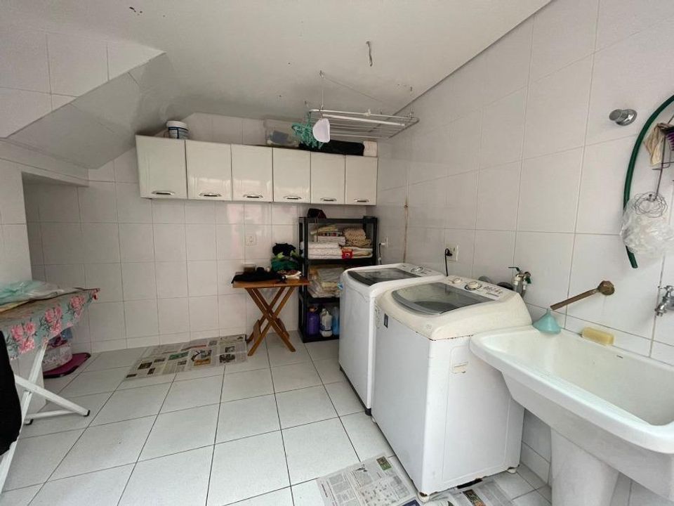 Casa de Condomínio à venda com 5 quartos, 500m² - Foto 4