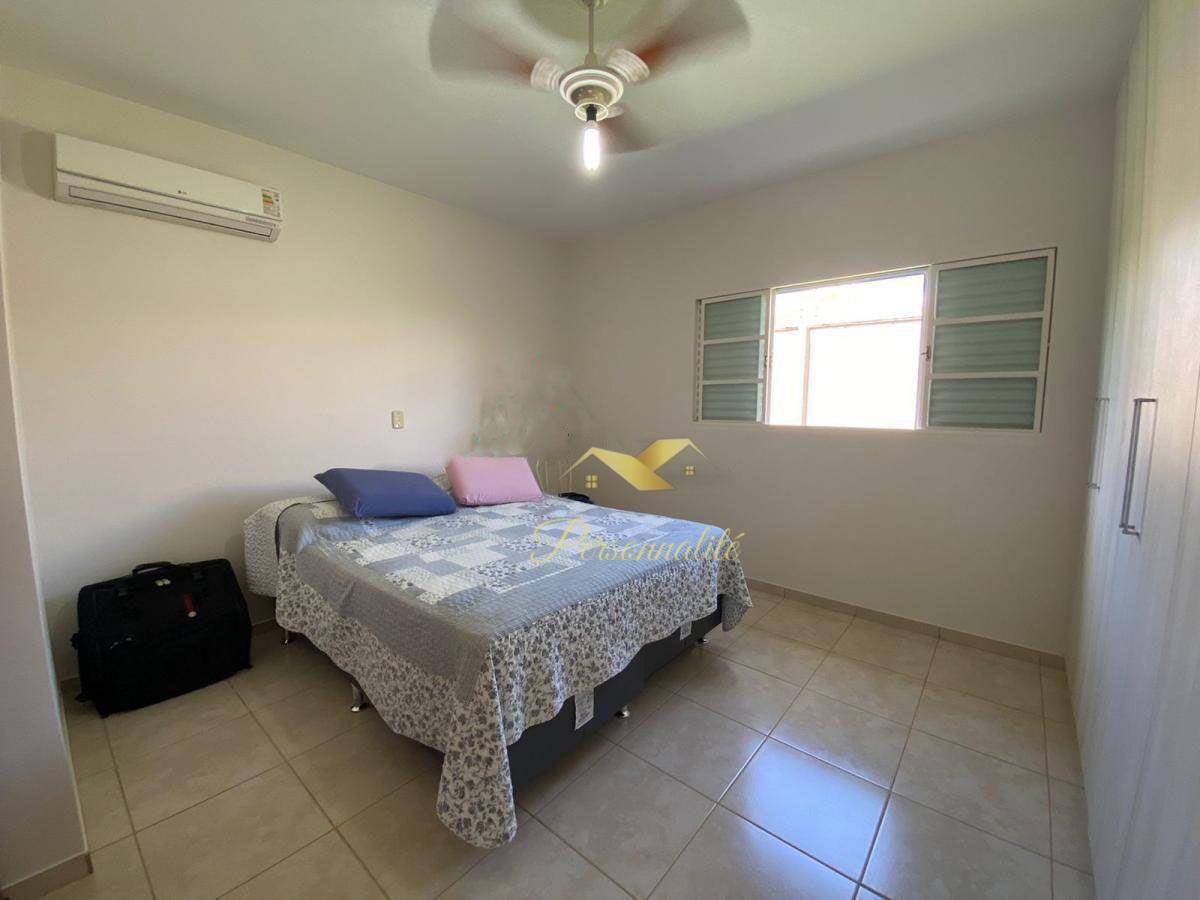 Casa à venda com 3 quartos, 189m² - Foto 9