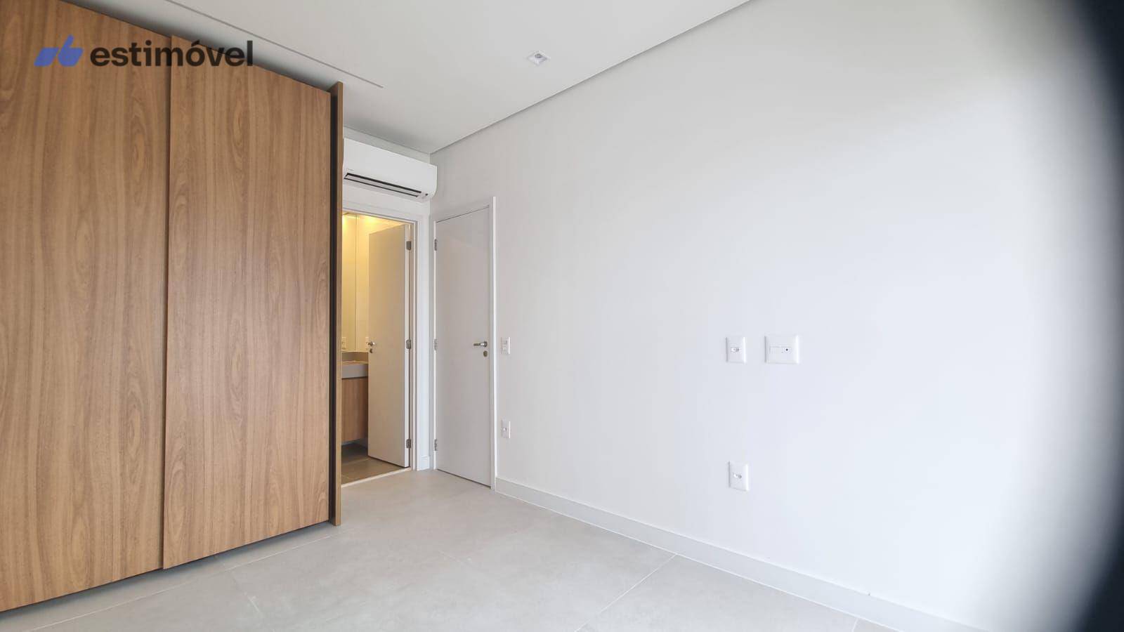 Apartamento para alugar com 2 quartos, 71m² - Foto 13