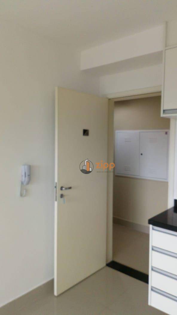 Apartamento para alugar com 1 quarto, 42m² - Foto 9