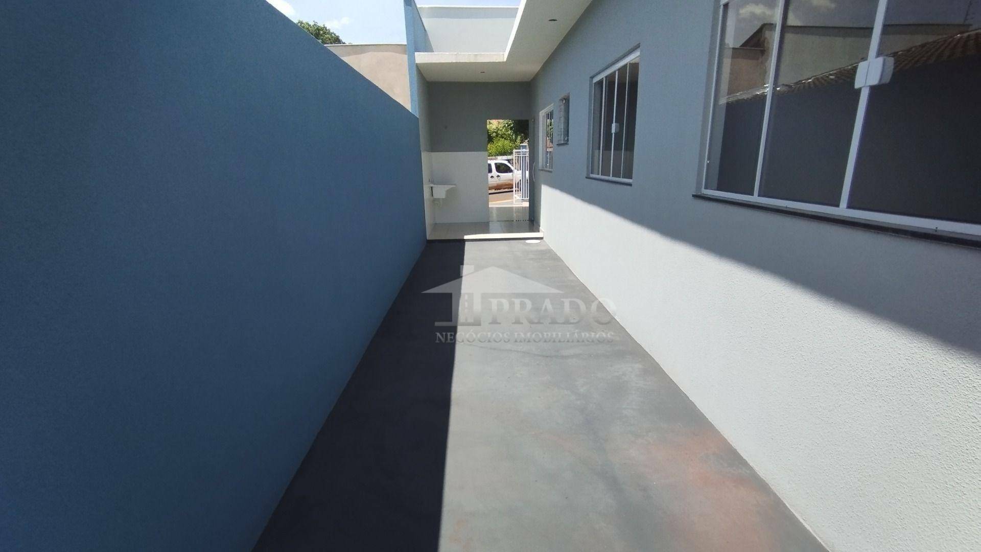 Casa à venda com 2 quartos, 70m² - Foto 5