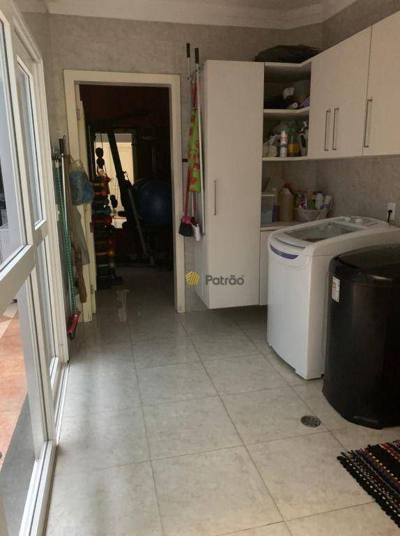 Casa de Condomínio à venda com 6 quartos, 600m² - Foto 51