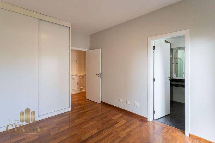 Apartamento à venda com 3 quartos, 270m² - Foto 22