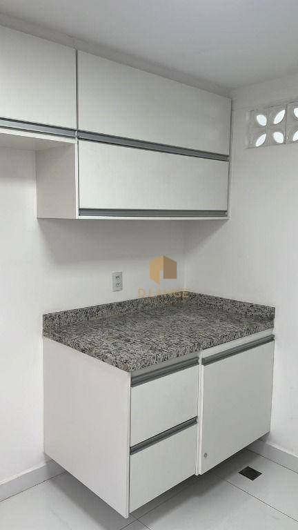 Apartamento à venda com 2 quartos, 75m² - Foto 11