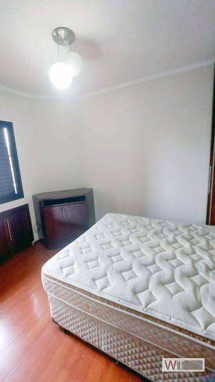 Apartamento para alugar com 3 quartos, 75m² - Foto 9