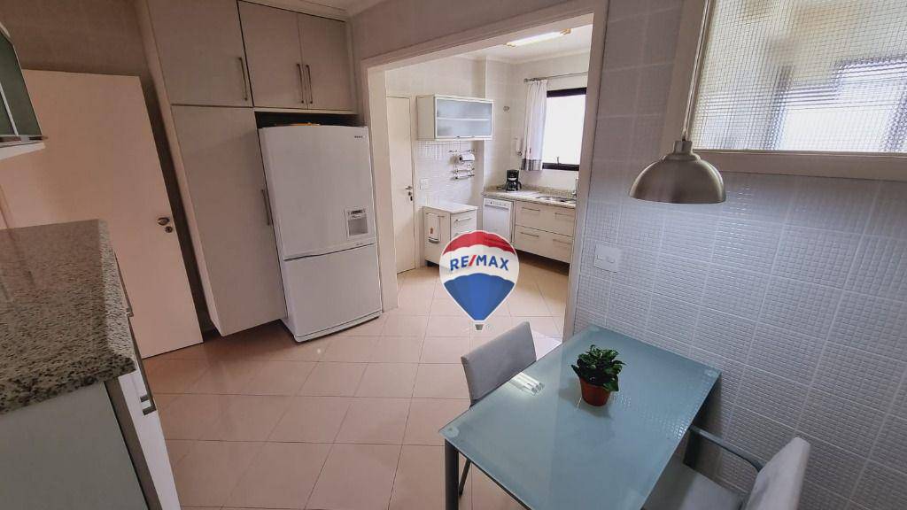 Apartamento à venda com 3 quartos, 207m² - Foto 11